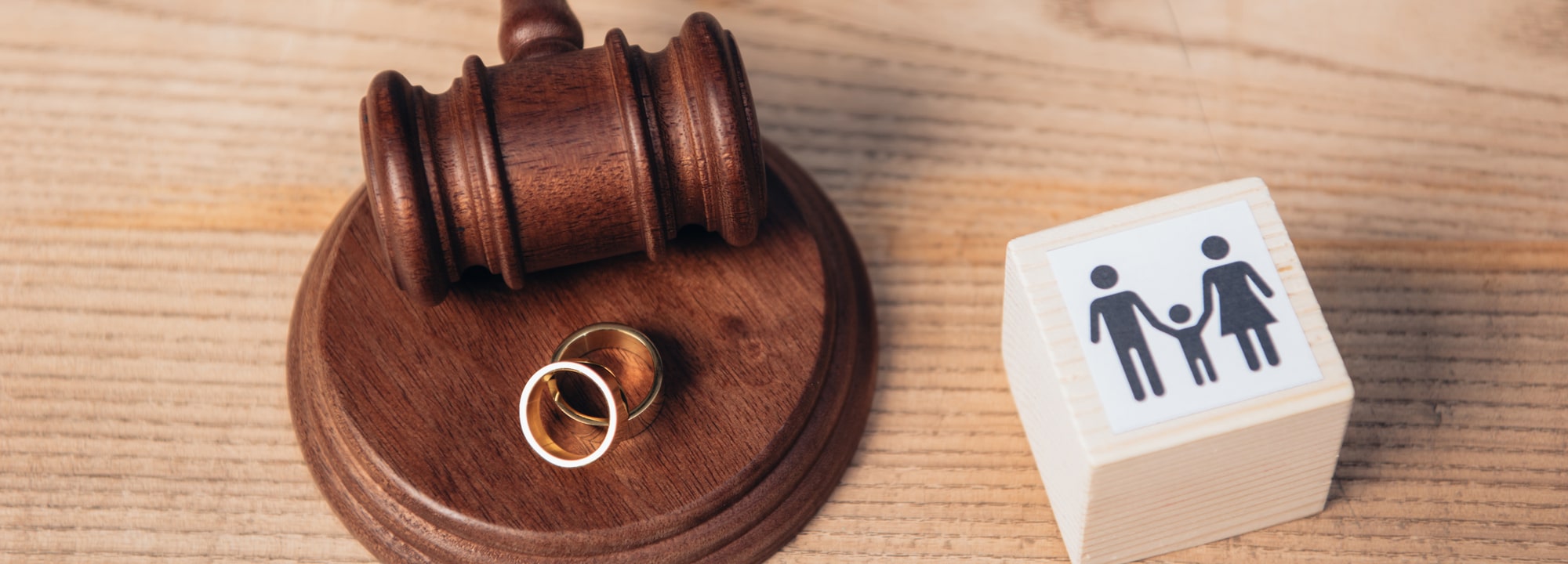 Divorce lawyer in Chicago, IL